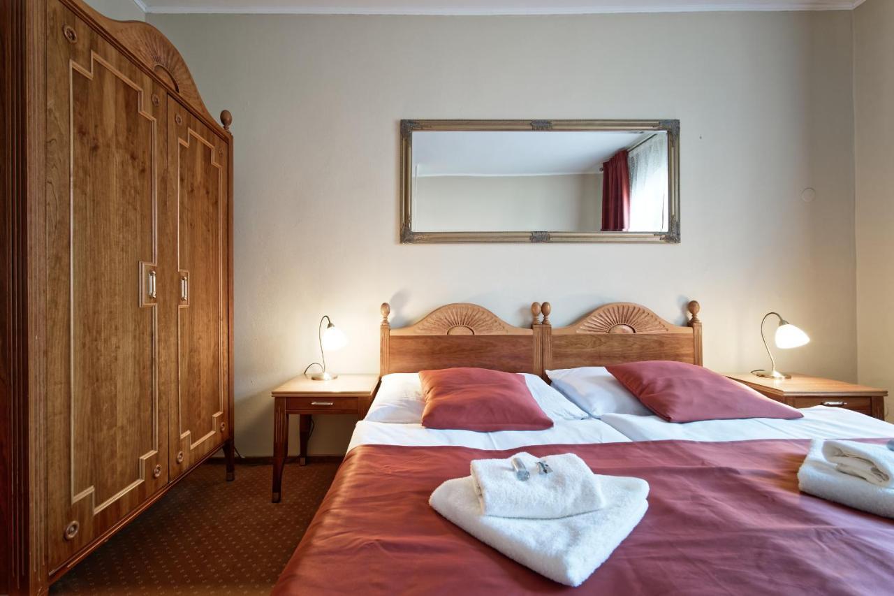 Hotel Napoleon Austerlitz Slavkov u Brna Exterior foto